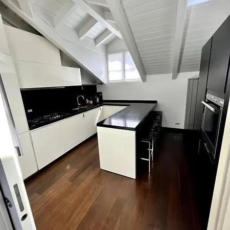 Casa Cambria Apartment Como