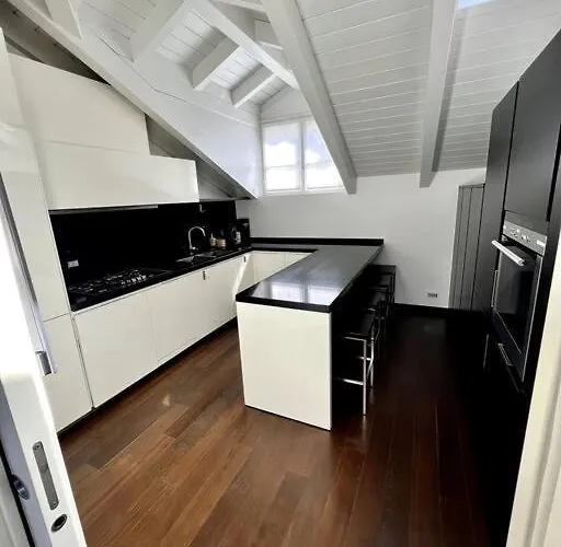 Casa Cambria Apartment Como