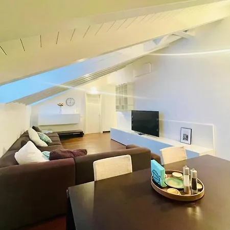Casa Cambria *